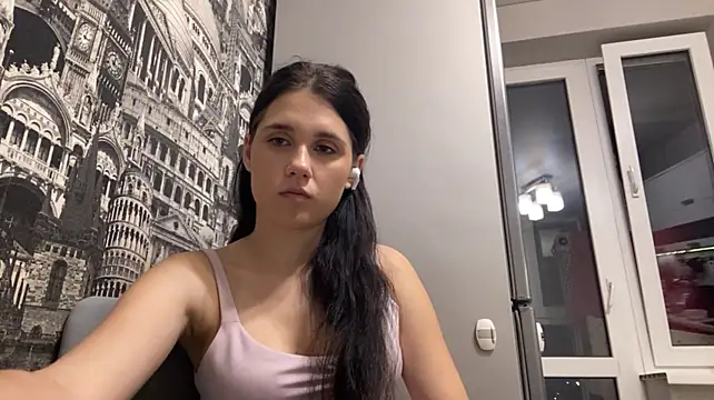 KatiaBozeman - Lower my shorts — Belly dance pose + fre