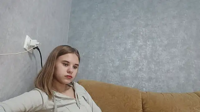 LinneaRacer - I'll show you a video with a handjob