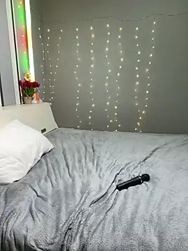 AureTease - topless 10 min