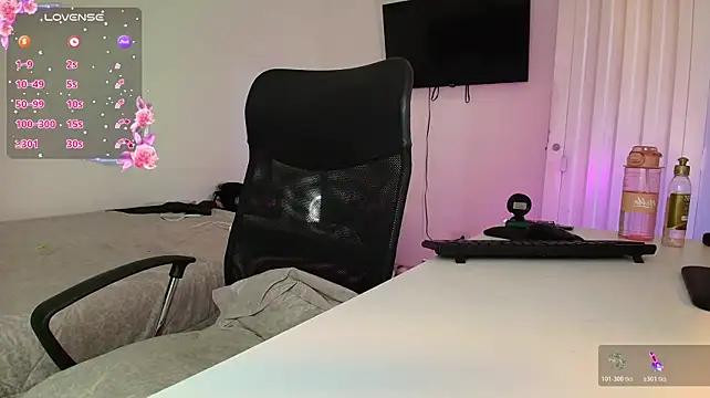 Estefany777 - spit feet