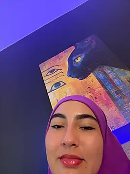 Malika_Noor - 2 finger in pussy💜💦
