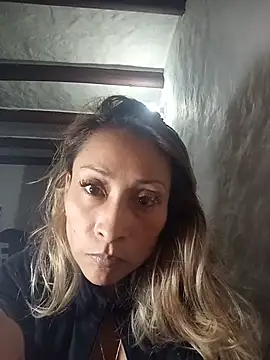 Alexiajames_13