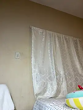 Linaroby - Big squirt show 💦🥵