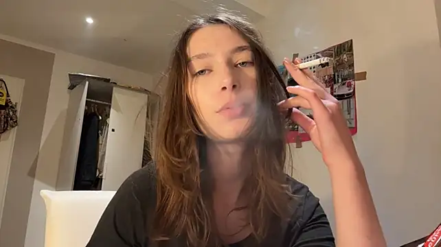 MarkettaChant - squezze my boobs