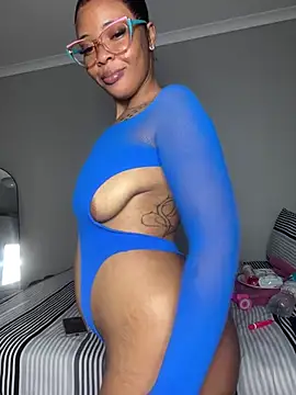 DiamondHaze2 - Let’s make it rain daddies 💦☔️🤤