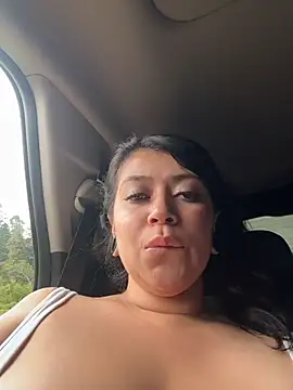 Emilyjohanson - Boobs In the cars