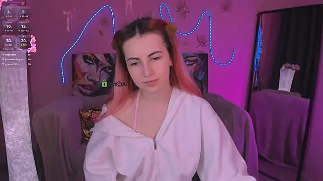 Lissa_veils - doggy in thongs