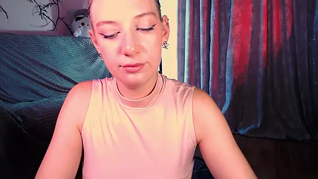 Earn_my_lillly - Every 25 tk spank my juicy booty