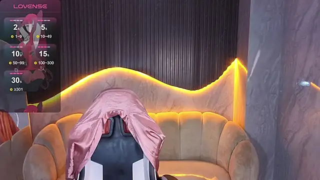 Tifany_Tx - 🎯Spread ass with both hands