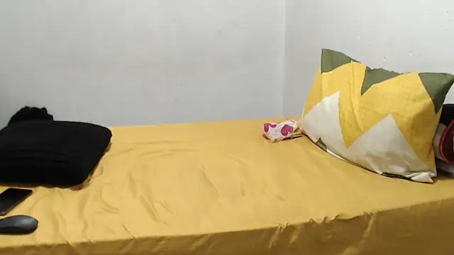 Bustyslave48 - HELP TO FINISH MY CORSE RENT FOOD PLZ
