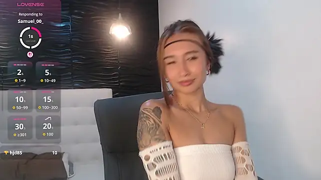 hellen_tease