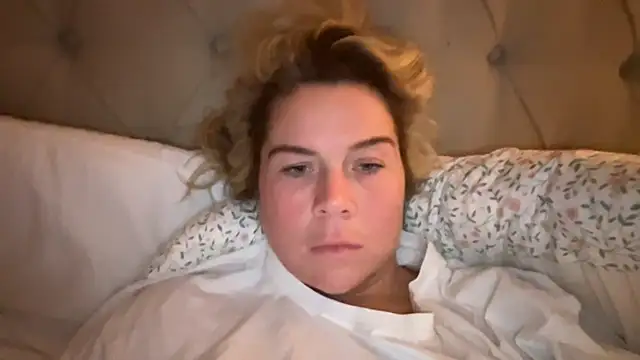 Erincheshire - SPIN WHEEL. VAGINA ON WHEEL XX