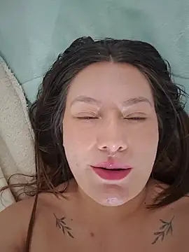 Adele_69 - Ice on my tits 🍒