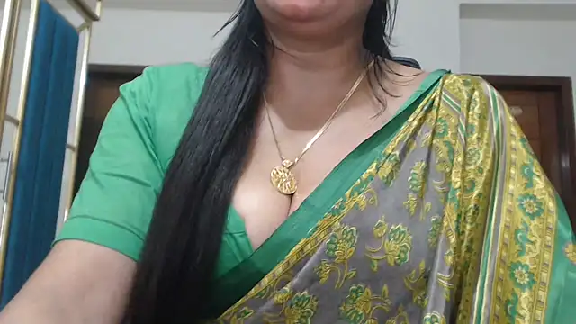 Maisa-130 - panty show