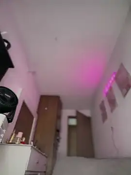 DulceLenns - Undress me and plugass(lastipvideo)