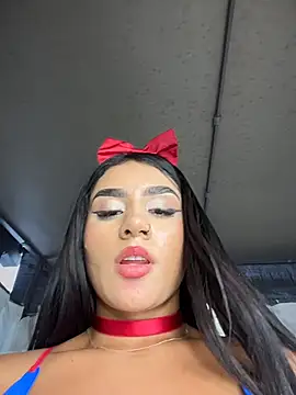 VictoriaSecretXXX - RIDDING TORSO + FLASH TITS