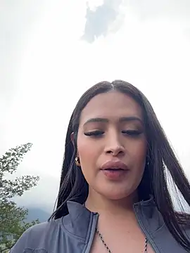 Sara_fun - Two girls naked in car