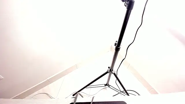 Lorena_prg7 - Falsh ass in more close cam
