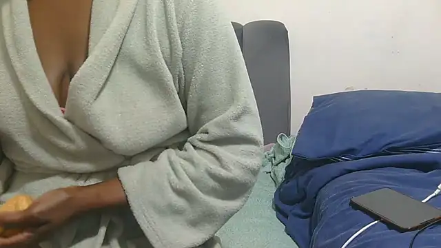 Sluttylaura21 - New month