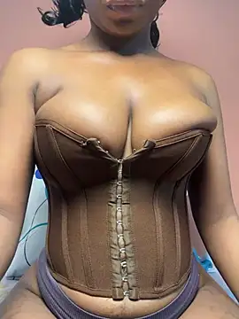 Bellafrenchy - Videz les couilles