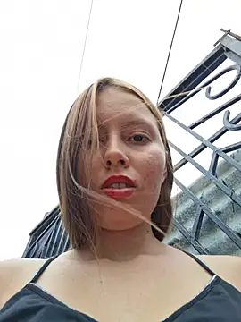 Khelmi - Big squirt in my virgin pussy