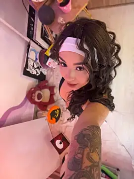 LilithVelovva - I want see you naked🤤😏