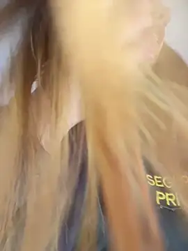 Suzy-111 - 😈I Slap my ASS on all Fours🍑