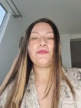 Adele_69 - Ice on my tits 🍒