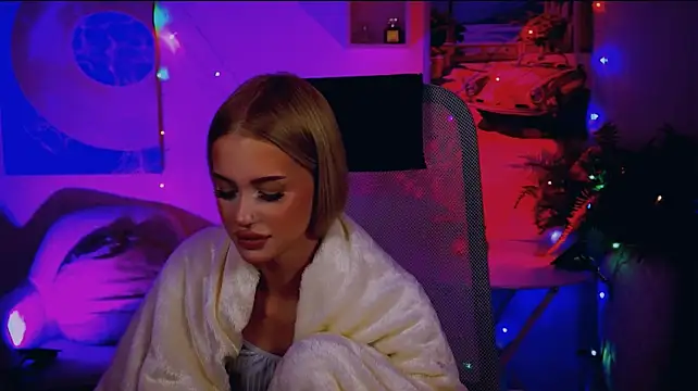 AngelaHolmes - dance?