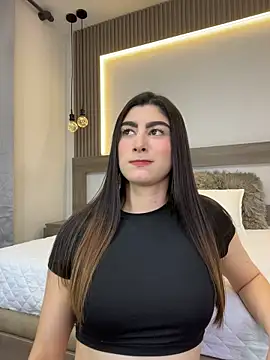 Evelyn_hills