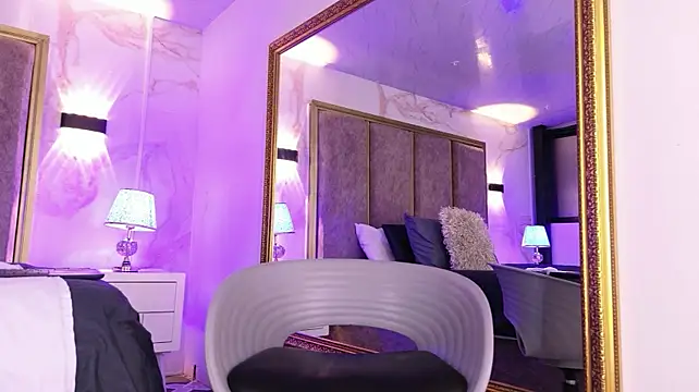 MarianaGarciaa__ - fuck my face! slap my face