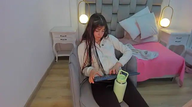 Dolly_kitter