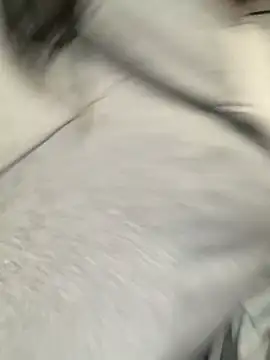 Melissa_crazy - naked near book shelves for a while!!!