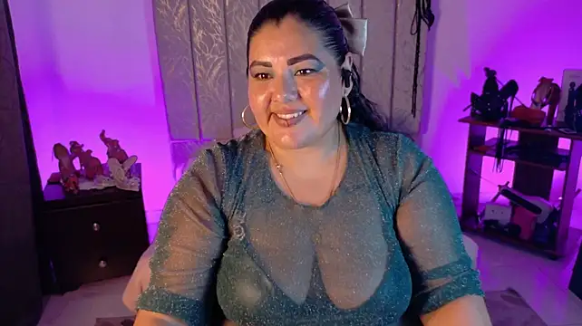 Isabell_Luxxx - DOGGY NAKED+SPANK HARD X10 + OIL