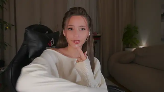 EditaBails - Bend over in skirt slowly