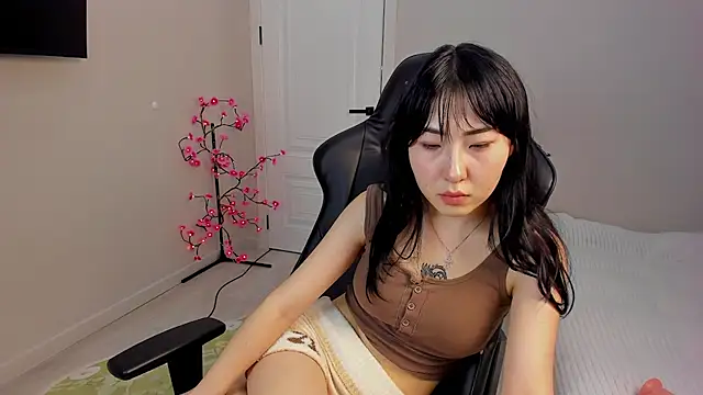 Twilight_sakura - sexy dildo bj