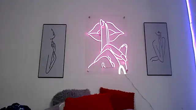 Rihana14 - 🤤 Mount Dildo and being a squirting 🤤