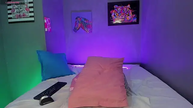 SabrinaMosss - Dance naked