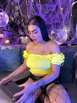 Moonlight_gp - Titflash and squeeze + Lush max 1mn