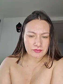 Adele_69 - Ice on my tits 🍒