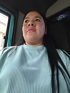 Kendra-daring - My friend sucks my nipples in public.