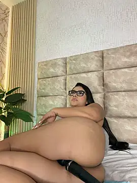 CameronCollins_ - bounce and squeeze boobs
