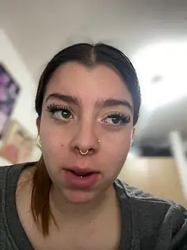 Cloew_Marz - Show and oil + Fingers in pussy
