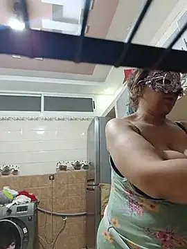 Isabilla-rose-sexy - Slap boobs ×6