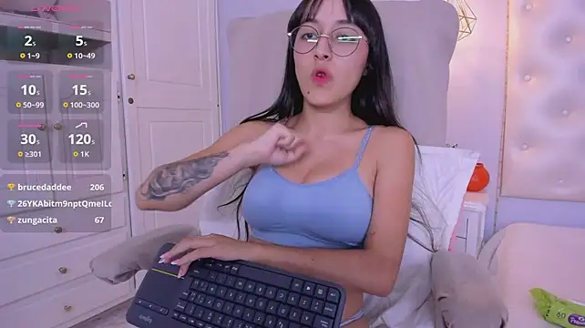 Lanapeachess - toplees + ahegao 😈
