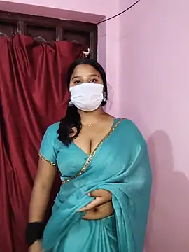 Bangalore_Chennai_Couple - Boobs show