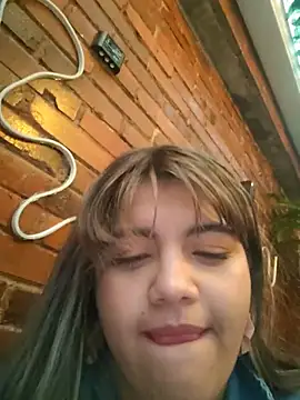 Ivy_enjoy - Off brac And oil tits in public