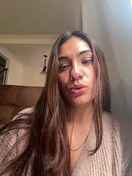 Emmily_d - Topless