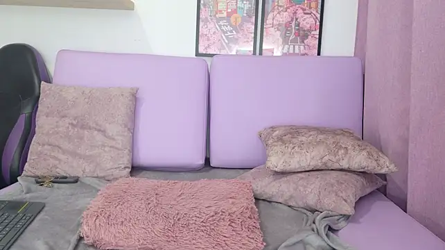 Carolina_Bloom - control lush x 5 minutes