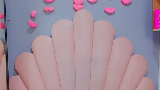 Luci_miller - control my toy 💋🔥😈